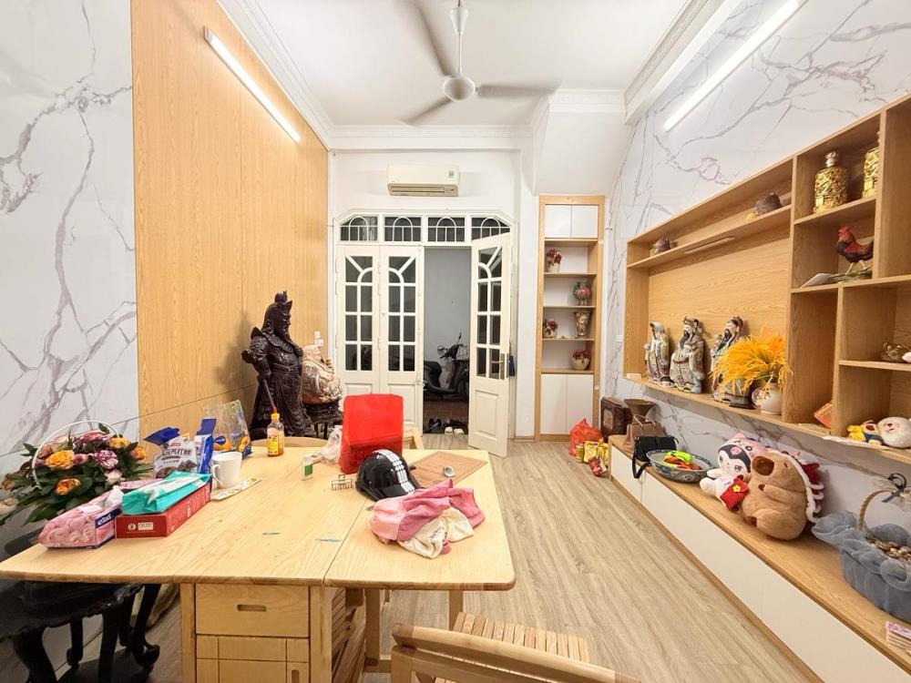Bán nhà phố Tân Ấp, Ba Đình - 7.4 tỷ - 41m² x 4 Tầng - Mặt tiền 3.7m
