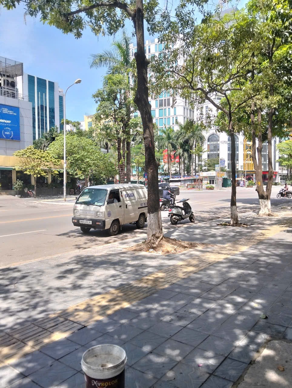 Nhà Mặt Phố Duy Tân 60m2, 7 Tầng, Mặt Tiền 5m, Vỉa Hè - 75 Tỷ
