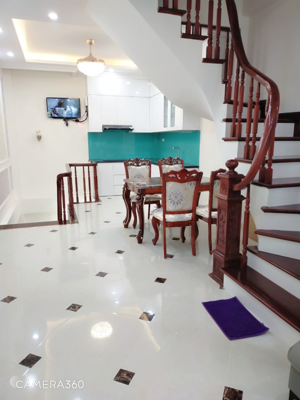 Bán nhà mới Lê Hồng Phong, Hà Đông: 36m2, 5 tầng, thang máy, ô tô đỗ cửa - 7.8 tỷ