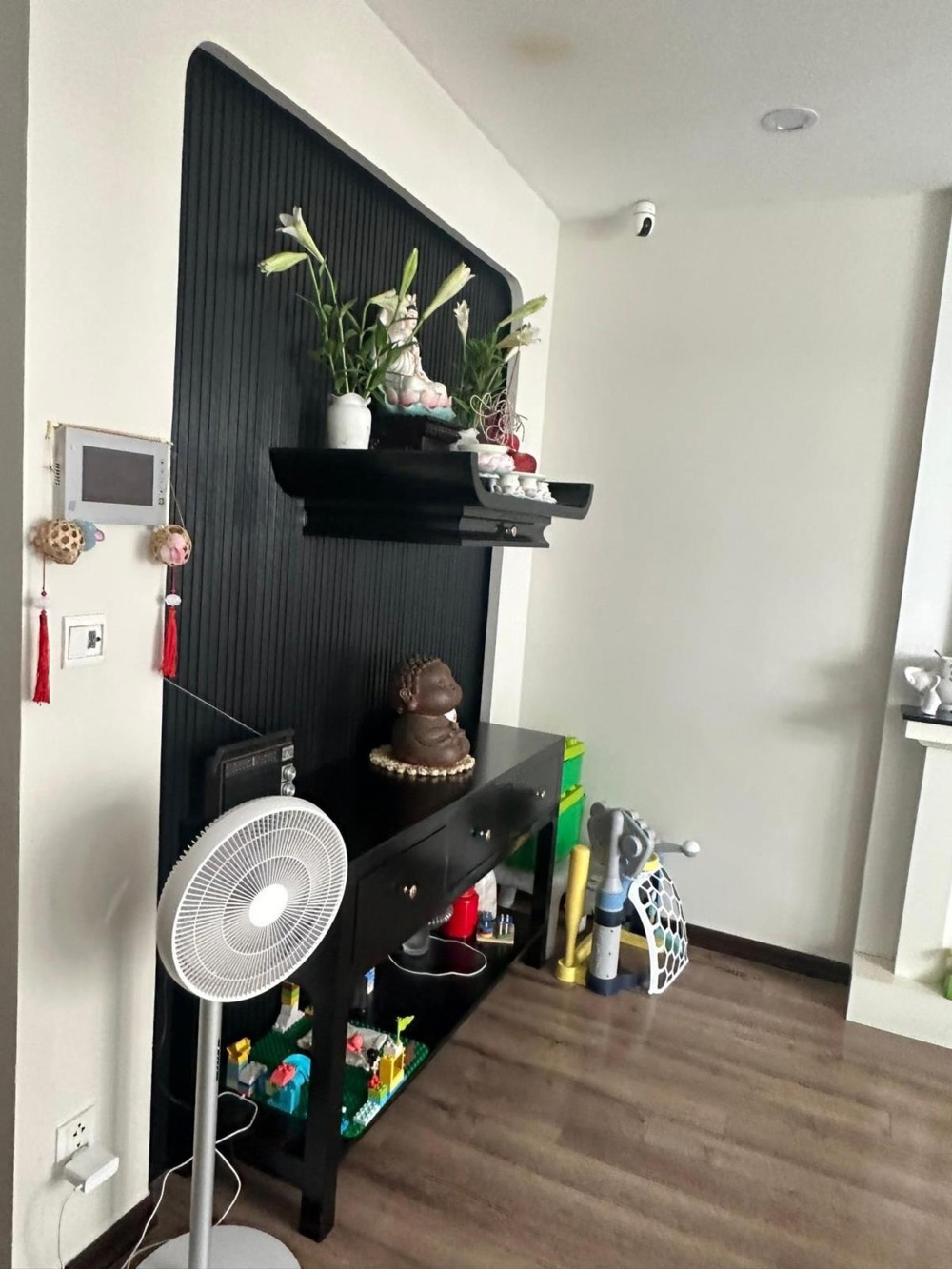 Căn 2PN 70m² Hòa Bình Green City - Ban Công Đông Bắc - Giá Tốt