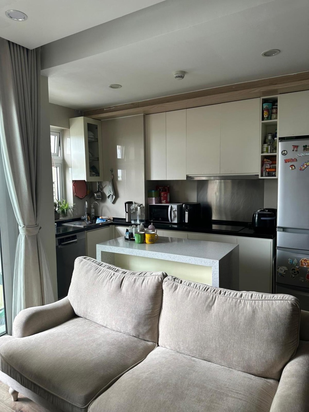 Căn 2PN 70m² Hòa Bình Green City - Ban Công Đông Bắc - Giá Tốt