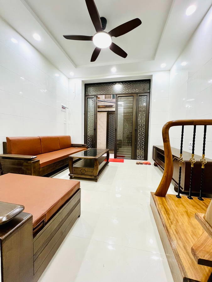 Nhà đẹp Ba Đình - 21m2x5 Tầng - Phân Lô - Ô Tô Đỗ Cổng - Giá 6 tỷ