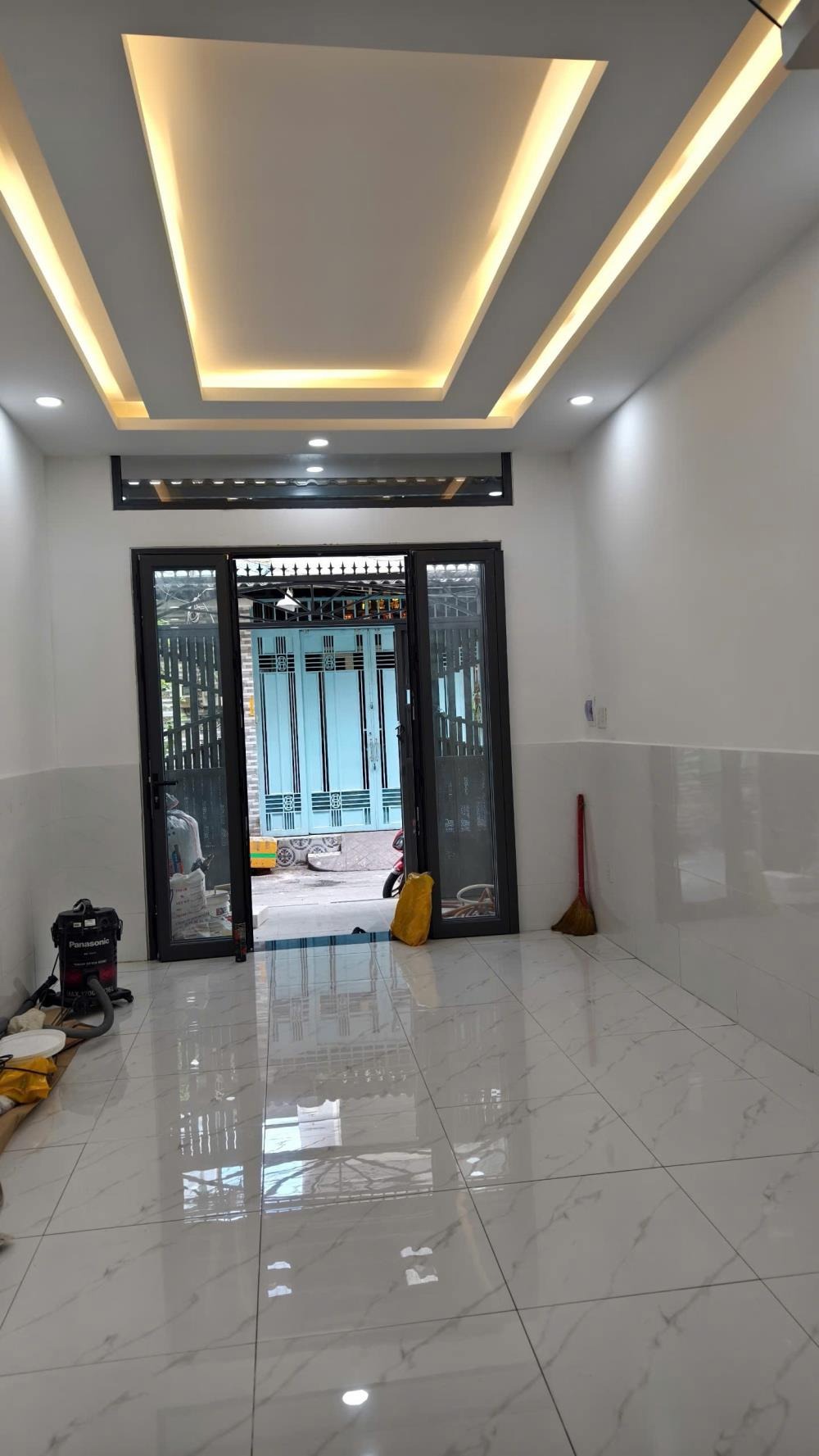 Bán Gấp Nhà Quận 11 - 4PN, 3WC, 6.8 tỷ - Vị Trí Đắc Địa