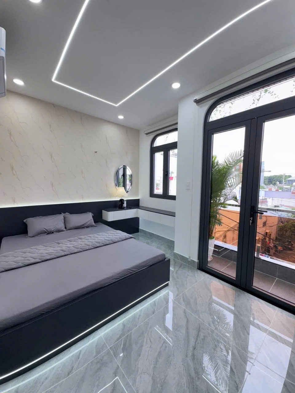 Nhà Đẳng Cấp Nguyễn Ảnh Thủ Quận 12 - Giá 5.8 Tỷ Full Nội Thất