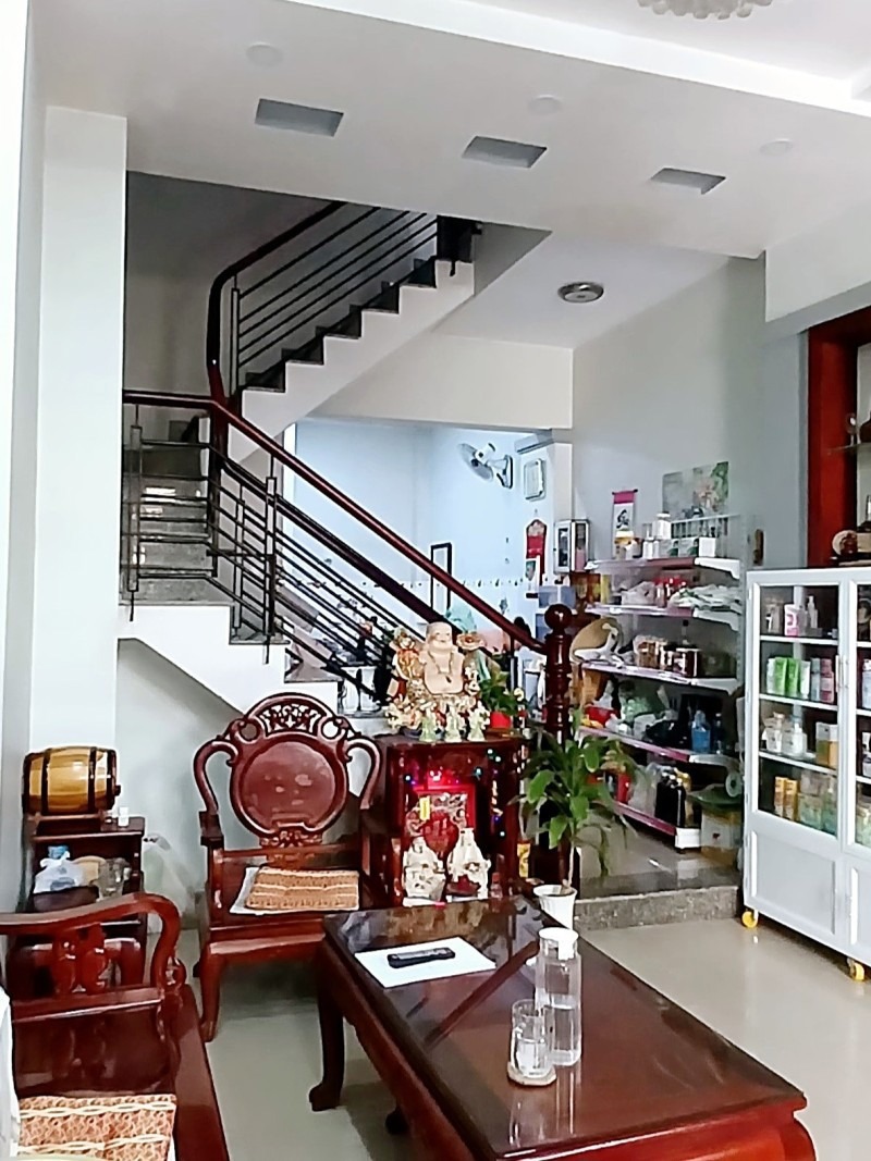 Bán nhà hẻm xe hơi Bùi Đình Túy, 50m2, 4 tầng, 8.9 tỷ