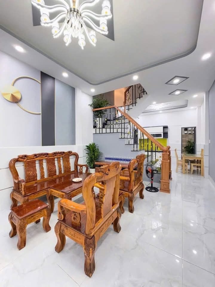 🏠 Căn hộ sang trọng Nguyễn Khang - Vị trí vàng Cầu Giấy | Giá 30 tỷ