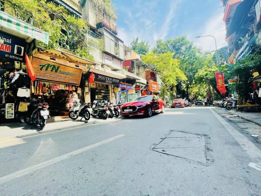 Bán nhà mặt phố Lý Quốc Sư, Hoàn Kiếm: 90m² x 4 tầng, 80 tỷ, KD sầm uất