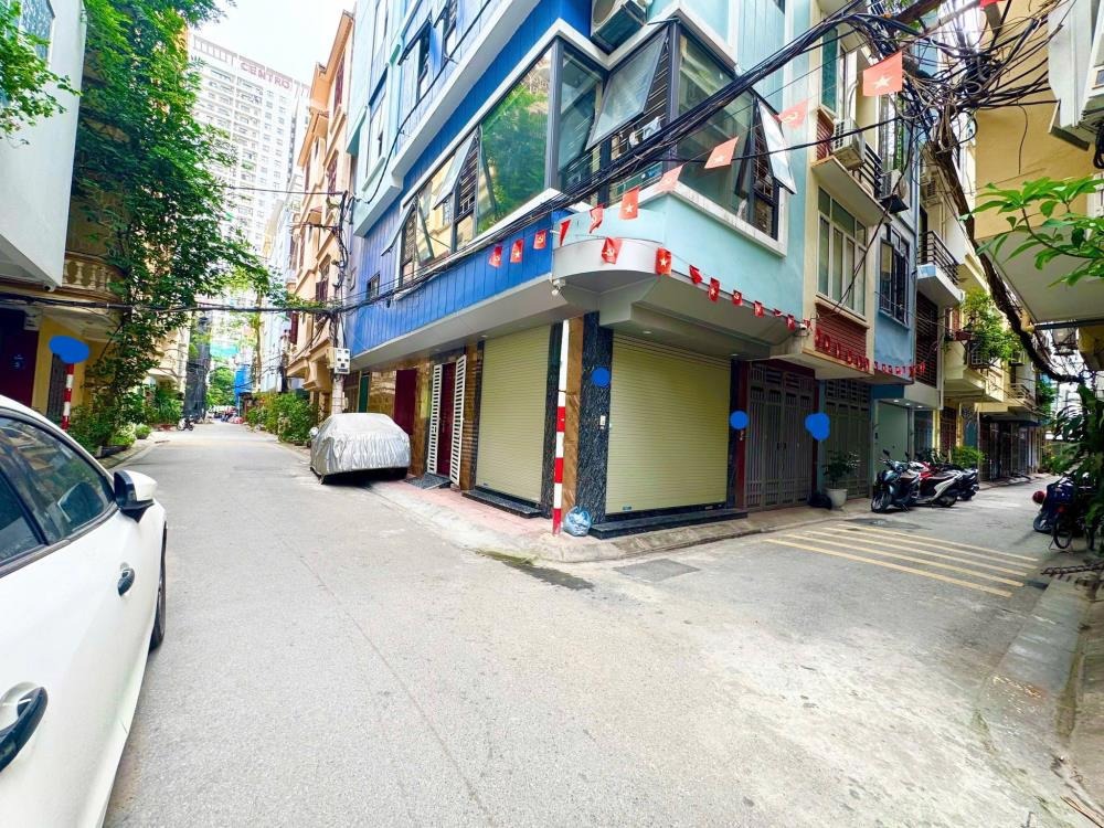 🏡 Bán Nhà Phân Lô VIP Xuân La - Gara Ô Tô, 5 Tầng, Giá 12.2 tỷ
