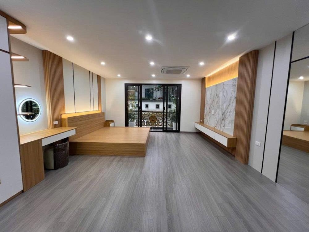 Mặt Phố Phan Chu Trinh Hà Đông: 7 Tầng, Thang Máy, Giá Chỉ 13.4 Tỷ