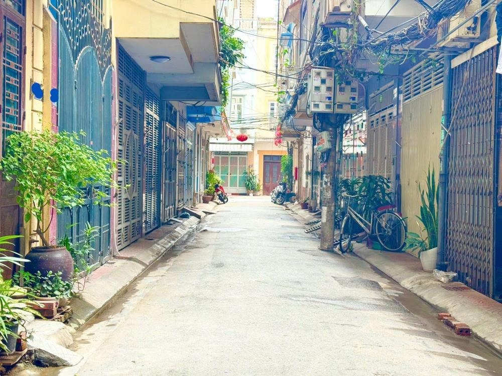 🏡 Bán Nhà Phân Lô VIP Xuân La - Gara Ô Tô, 5 Tầng, Giá 12.2 tỷ