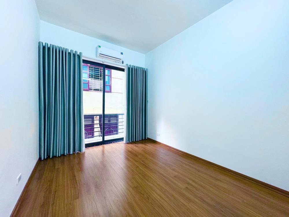 🏡 Bán Nhà Phân Lô VIP Xuân La - Gara Ô Tô, 5 Tầng, Giá 12.2 tỷ
