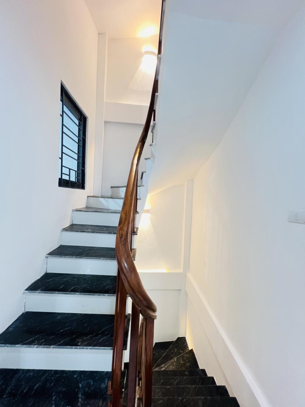 Nhà Mới Đẹp, Sát CC Feliz Home, Hoàng Mai - Giá Tốt