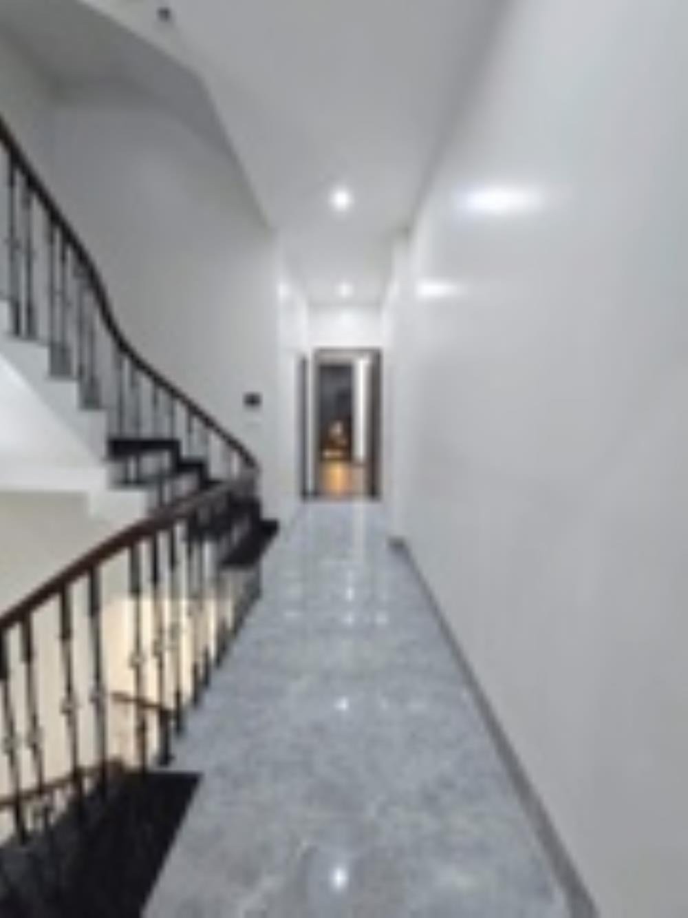 Bán nhà Vân Canh: 5 Tầng, Full Nội Thất, Oto Đỗ Cửa, Giá 4 tỷ