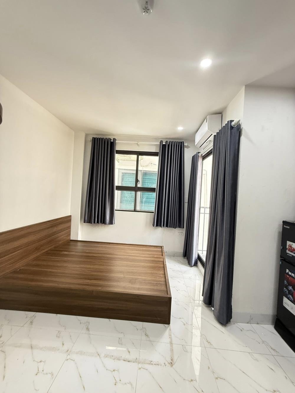 Nhà phố 7 tầng, thang máy, dòng tiền 50tr/tháng - Vị trí đắc địa Dịch Vọng, Cầu Giấy