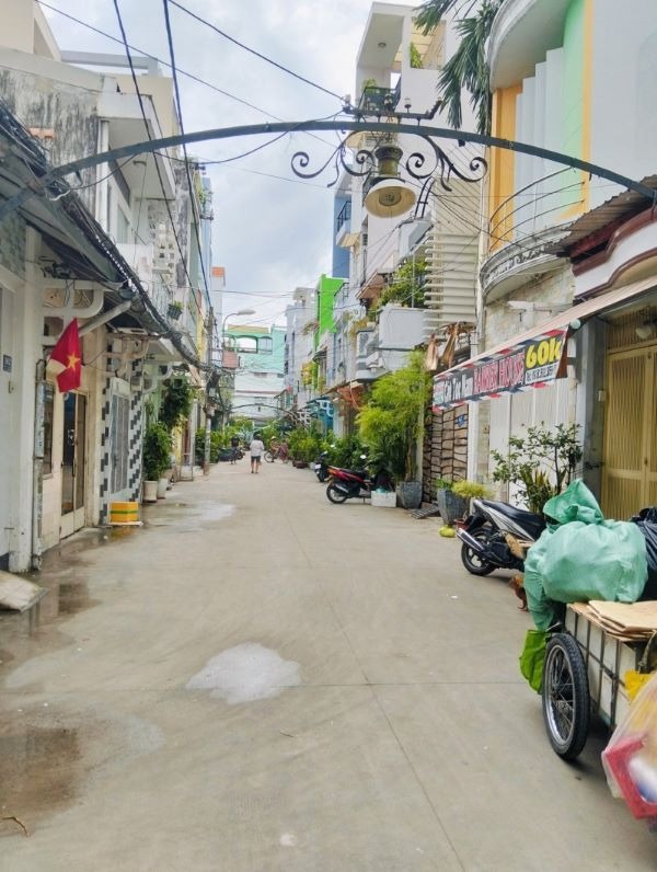 Bán nhà phố mặt tiền, 5 tầng, BTCT, tiềm năng kinh doanh, P. Bình An, Q. Bình Thạnh