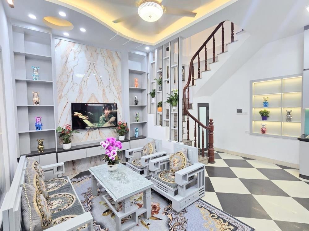 Nhà đẹp Hoàng Mai - 30m2, 5 tầng, Full Nội Thất - Giá Tốt