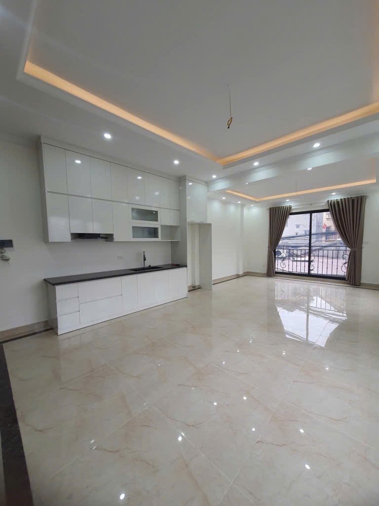 Bán Gấp Nhà Lô Góc Hà Đông: 5 Tầng, Thang Máy, Full Đồ Xịn, Giá 13.8 Tỷ