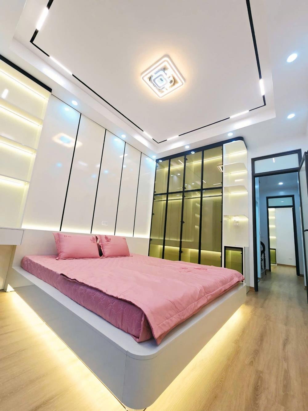 Bán nhà đường Kim Giang 44m2, 4 tầng, mặt tiền 3.6m, ô tô vào cửa, 10.6 tỷ Quận Thanh Xuân