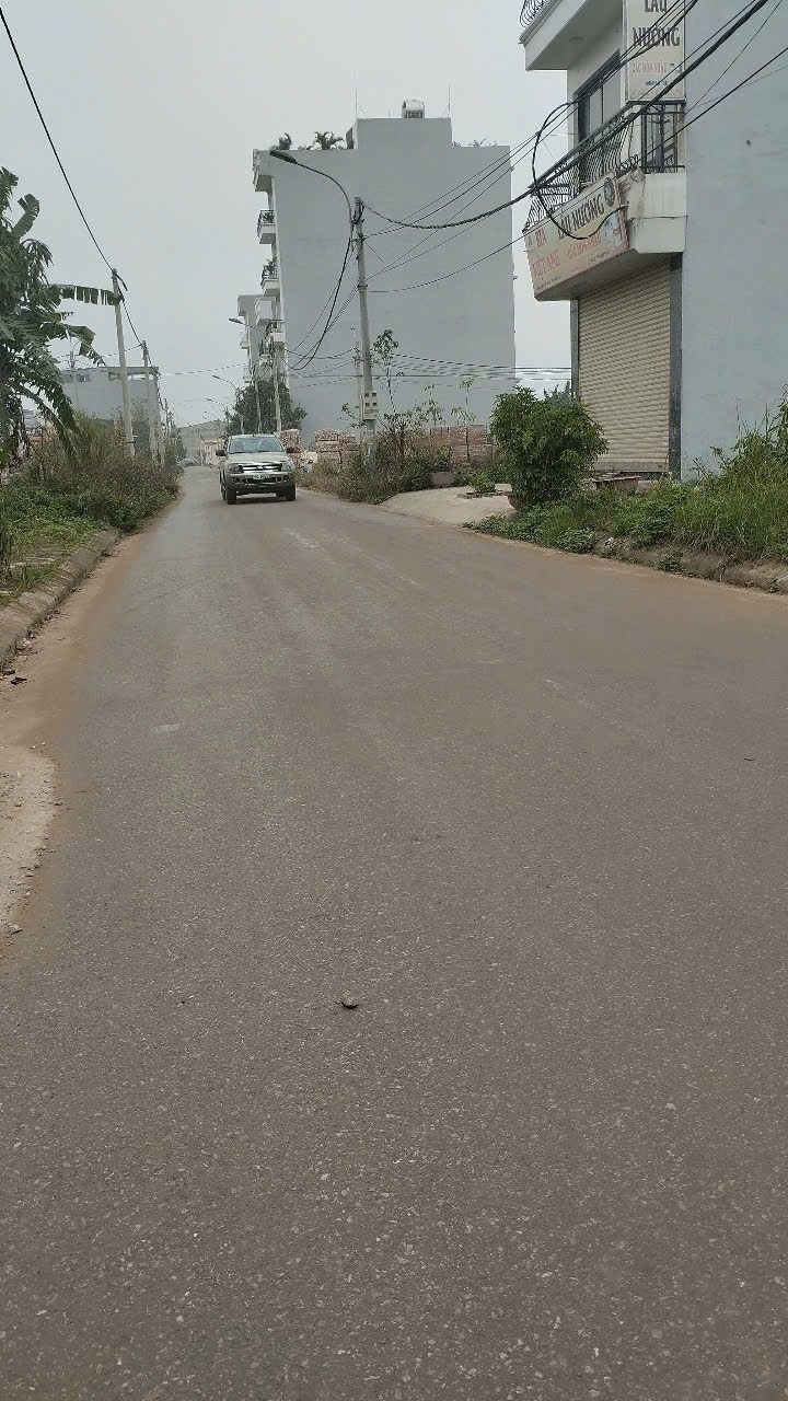 Bán Đất Lai Xá - Đại Học Công Nghiệp: Phân Lô, Ô Tô Tránh, 73m², Giá 8.5 Tỷ