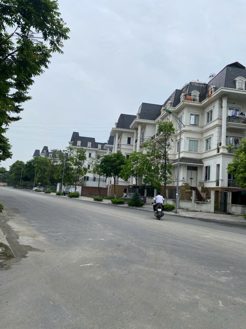 Bán Đất Lai Xá - Đại Học Công Nghiệp: Phân Lô, Ô Tô Tránh, 73m², Giá 8.5 Tỷ