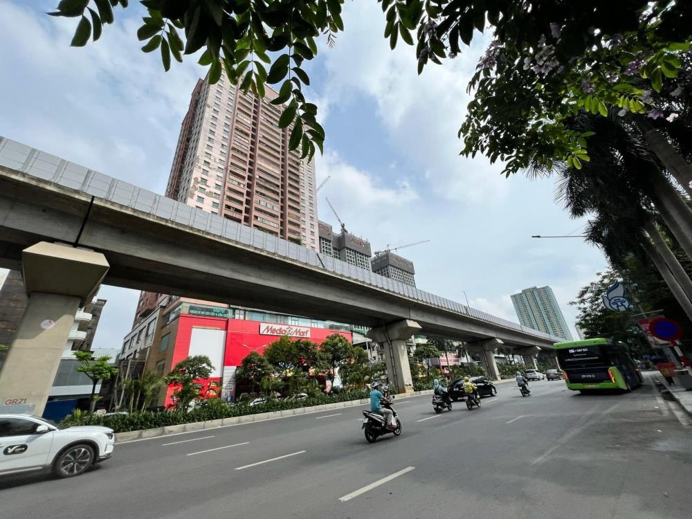 Trần Phú Hà Đông: Mặt Phố Kinh Doanh Sầm Uất - 50m2 x 3 Tầng - Giá 11 Tỷ