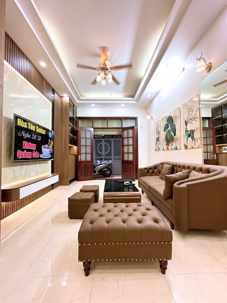 Nhà Mới 5 Tầng Hà Đông - Giá 4 Tỷ - Ngõ Ô Tô Đỗ Cận Kề