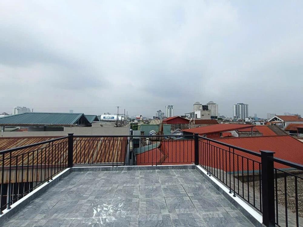 Bán nhà Tứ Liên 65m2 x 5 tầng, thang máy, 2 thoáng, gần ô tô