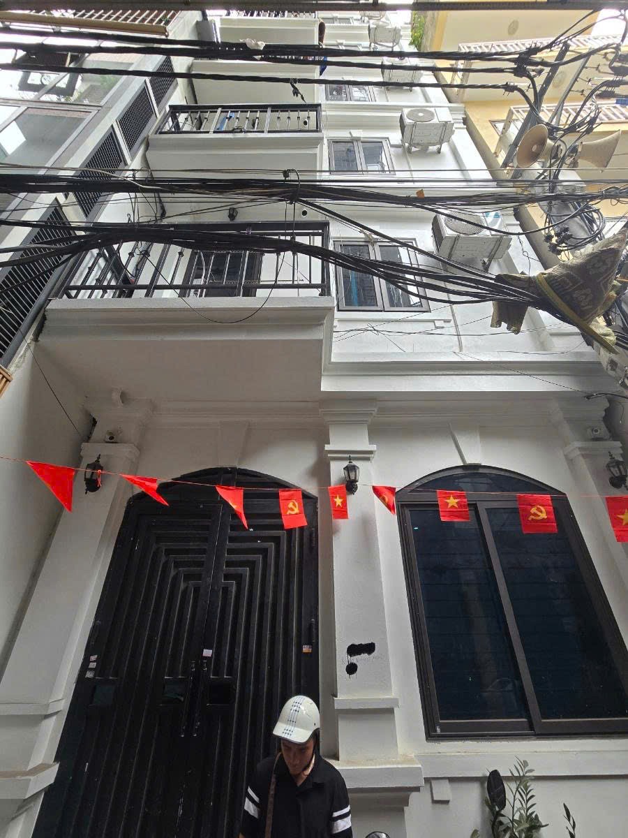Bán nhà dòng tiền, CHDV 90m2, 7 tầng, mặt tiền 5m, Tam Khương, Đống Đa
