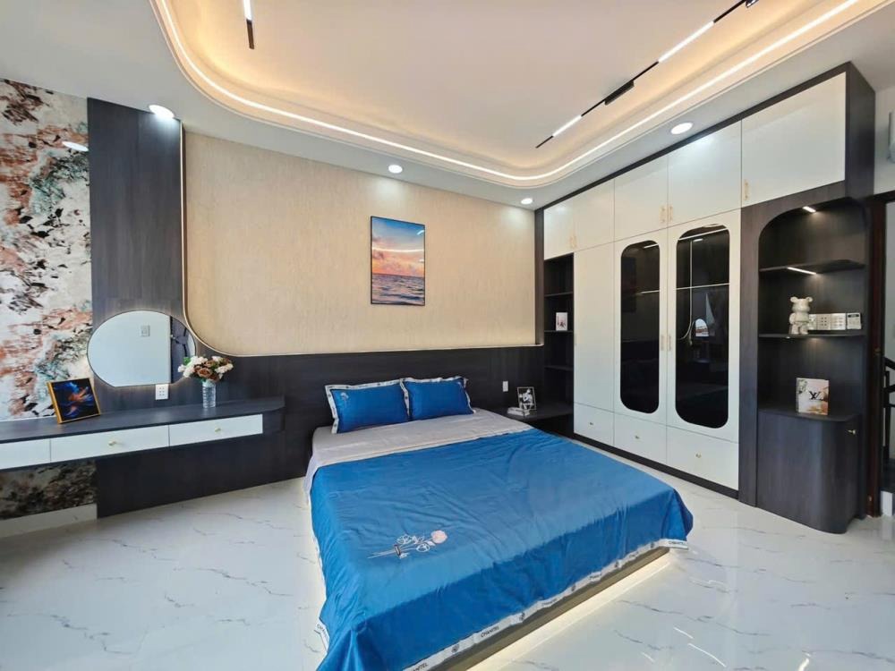 Bán nhà phố Quận 12 - 4PN, 6.25 tỷ - Vị trí đẹp, Pháp lý rõ ràng
