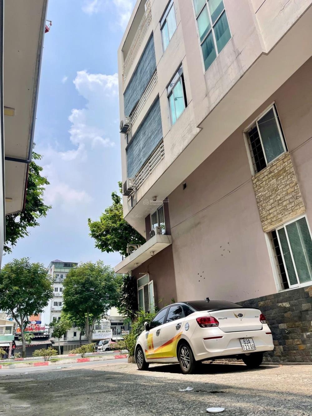 Nhà 4 Tầng, 5x16m Nguyễn Thái Sơn, Gần Sân Bay - Giá 9.95 Tỷ