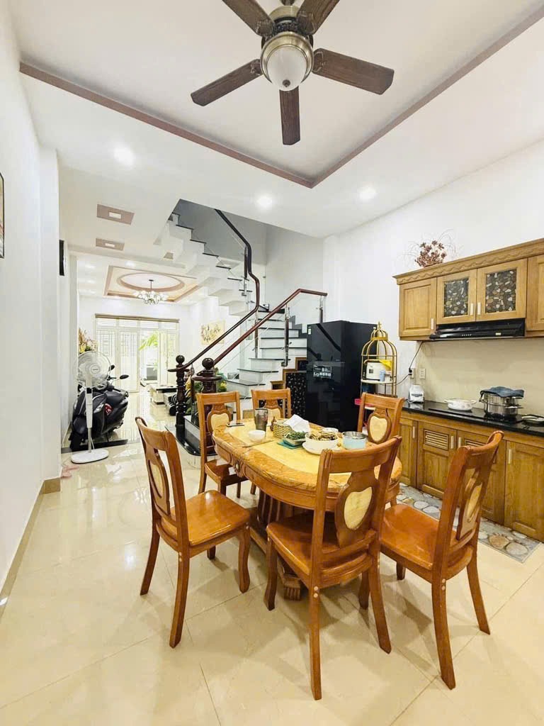 Nhà phố mới xây gần Lê Văn Quới, Phân Lô 6m - 4 Tầng - Giá 6 Tỷ