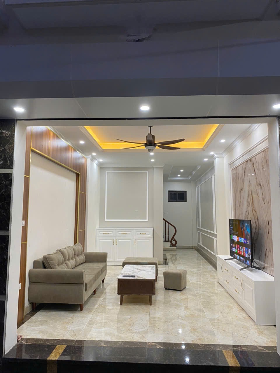 Bán nhà cầu Am Vạn Phúc Hà Đông 5 tầng, thang máy, ô tô đỗ cửa - Giá 10.5 tỷ