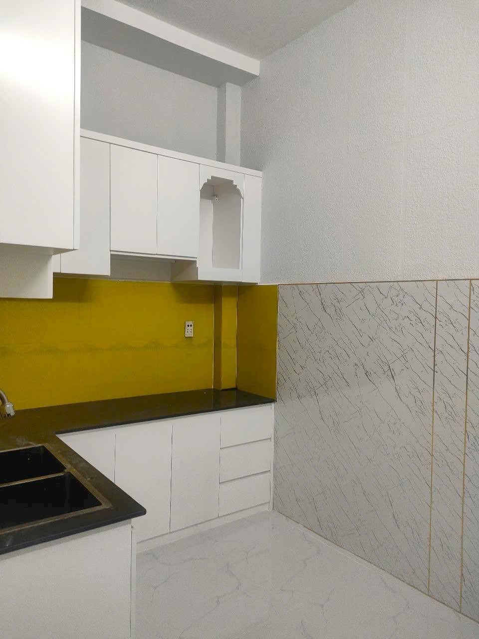 Bán Nhà 2 Lầu Quận 12 - Vị Trí Đẹp, Giá Tốt - 0908660085
