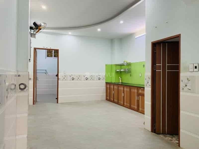 Lô Góc 2 Mặt Tiền, Hẻm Xe Hơi, 90m2, Gò Vấp - Giá 7.6 Tỷ