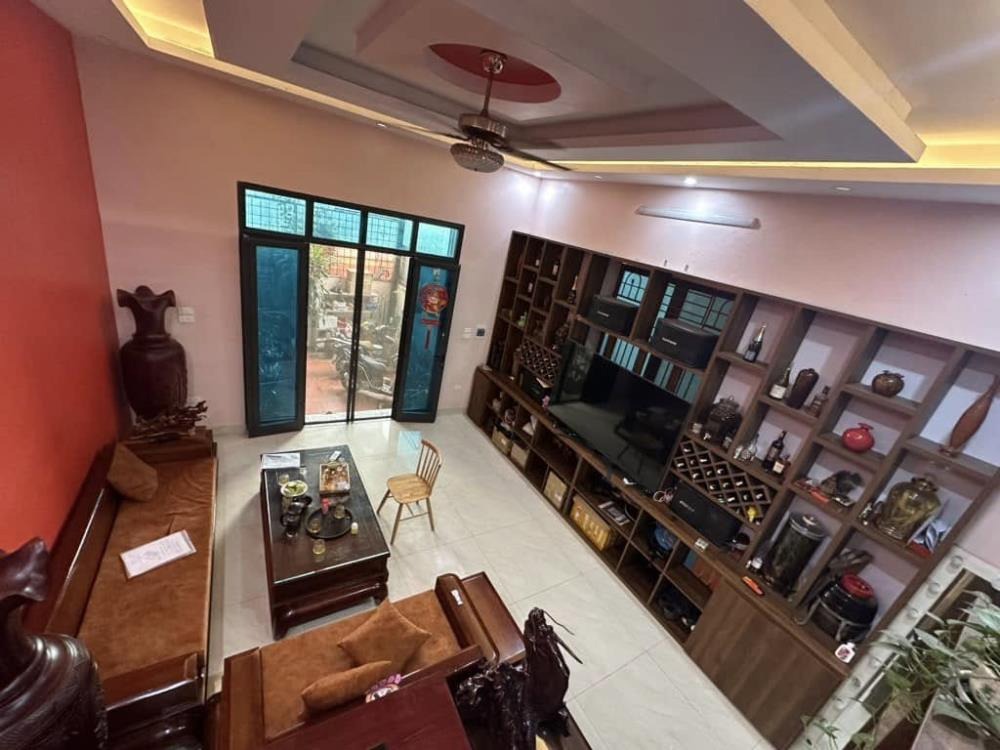 Bán Nhà An Dương Vương - View Sông Hồng - Diện Tích Lớn - Giá Tốt