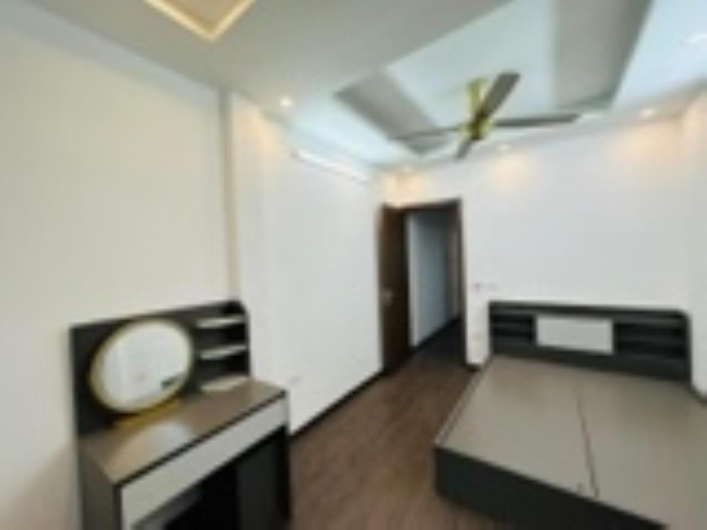 Bán Nhà Góc Trần Phú, Hà Đông - 40m² x 5 Tầng - 11.5 Tỷ - Kinh Doanh, Oto Đỗ Cửa