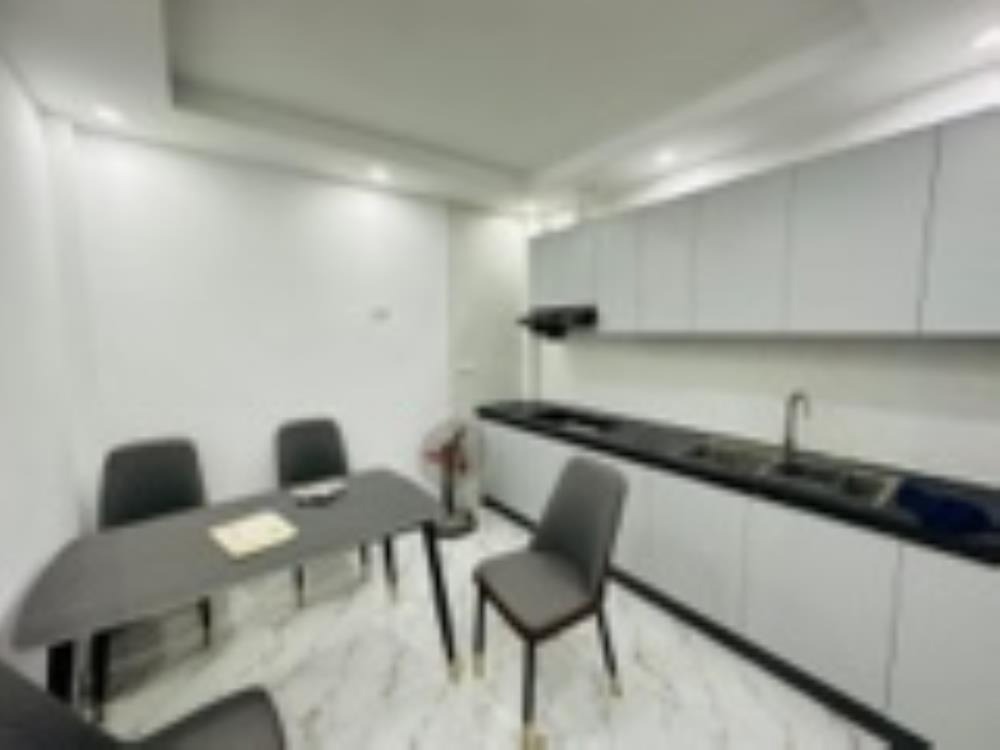 Bán Nhà Góc Trần Phú, Hà Đông - 40m² x 5 Tầng - 11.5 Tỷ - Kinh Doanh, Oto Đỗ Cửa
