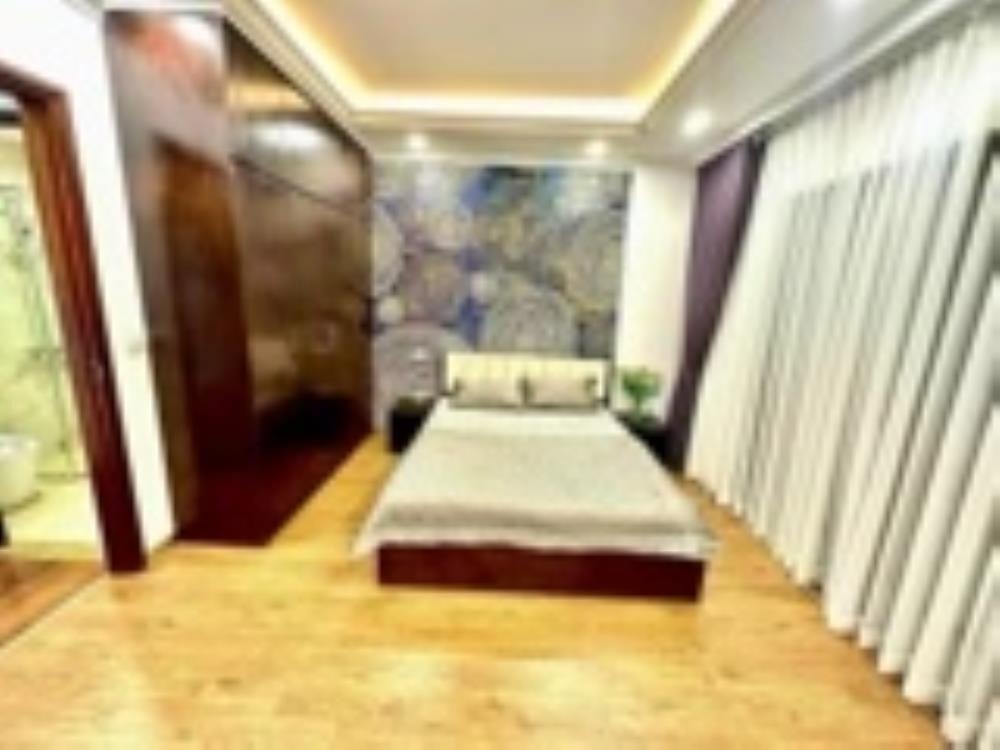 Bán nhà Huỳnh Thúc Kháng, Hà Đông - 35m2, 4 Tầng, Oto Đỗ Cửa, Giá 10.3 tỷ