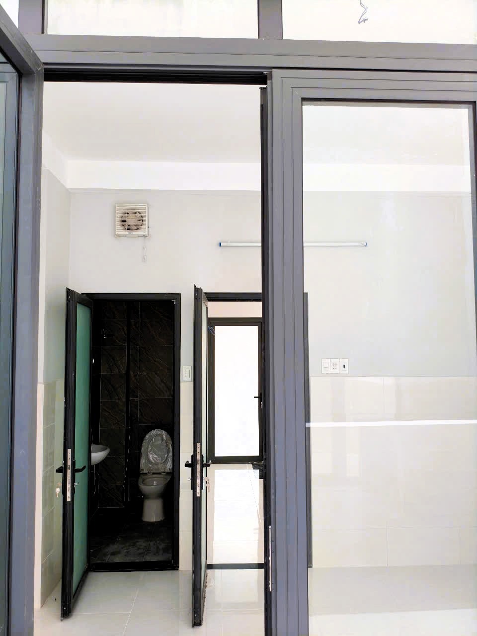 Cho Thuê Nhà Nguyên Căn Đường 18, Hiệp Bình Chánh - 136m2 - Kinh Doanh Đa Năng