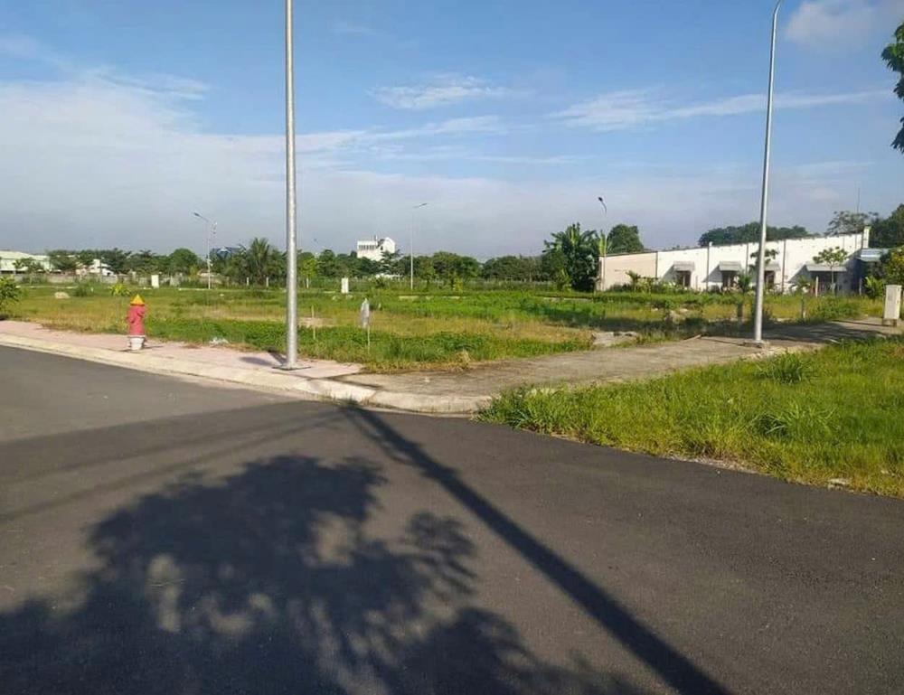 Cơ Hội Vàng Đầu Tư Lô Đất Mặt Tiền Củ Chi - 83m², SHR, Giá 1.2 Tỷ