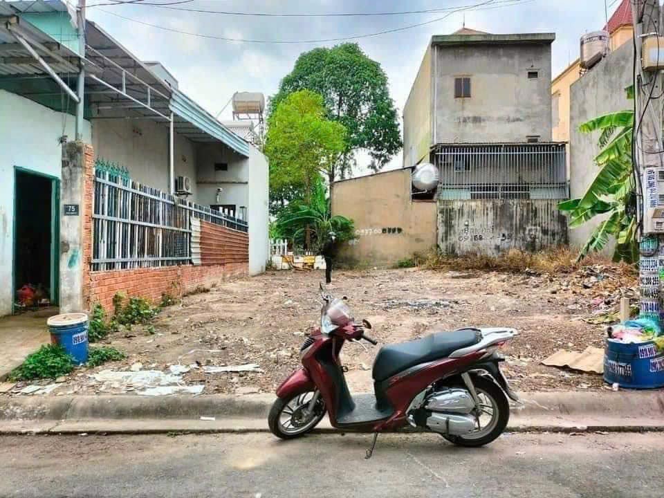 Bán Lô Đất Full Thổ Cư Mặt Tiền Đường Tân Thới Nhì, Hóc Môn - 120m2, SHR