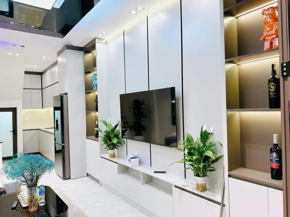 Nhà 4 Tầng Full Nội Thất, Vị Trí Đẹp - Giá Chỉ 4.48 Tỷ - Thanh Xuân