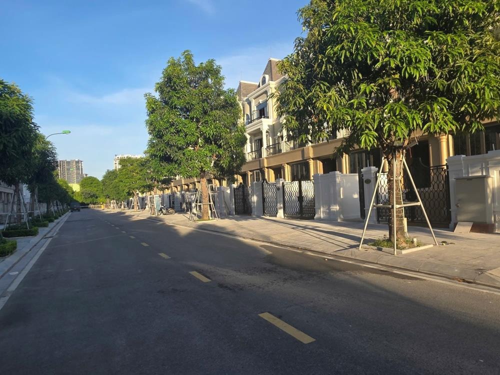 Bán Biệt Thự Thô Ciputra 150m² - 61 Tỷ - Mặt Tiền 7m - Vị Trí Vip