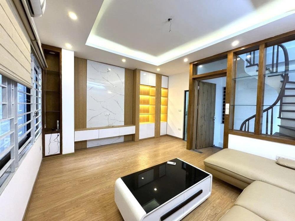 Bán Biệt Thự Gỗ Thịt Cầu Giấy - 8 Tỷ 200 - Vị Trí Độc Tôn