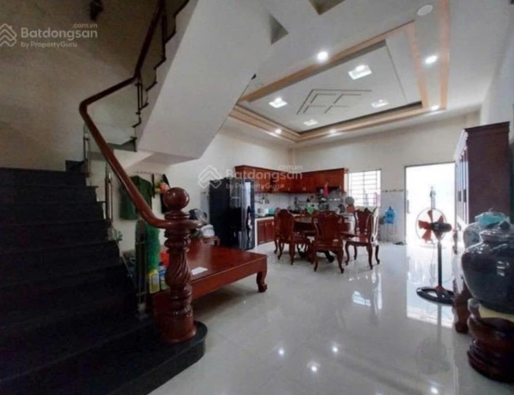 Bán Gấp 3 Tầng, Hẻm Xe Hơi, 105m2, Quang Trung, Gò Vấp - Giá 7.35 Tỷ