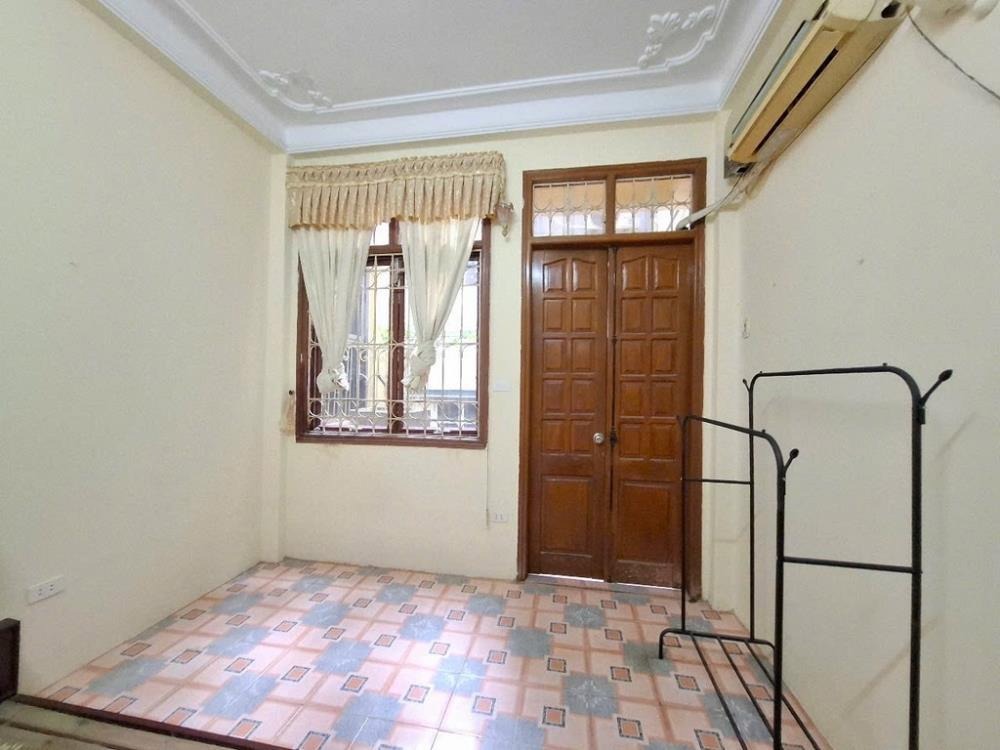 Đỗ Thuận - Bạch Mai: Nhà dân chắc chắn, thoáng sáng, gần Đại học