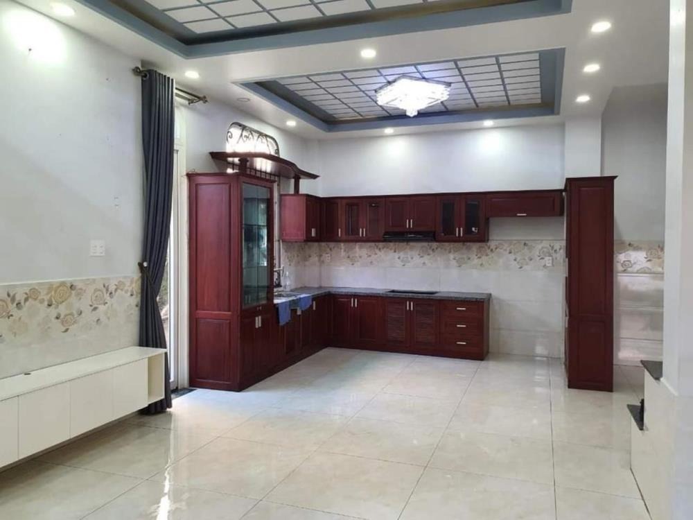 Biệt Thự 3 Tầng Tô Ngọc Vân Q12 - 84m2, Giá 7.x Tỷ - Pháp Lý Sẵn