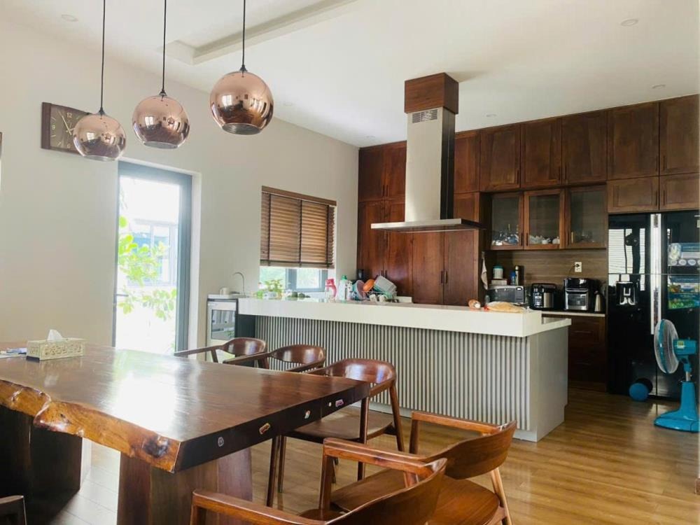 Villa Sentoria Vườn Lài: 226m2, Nở Hậu, View Hồ, Giá 2x Tỷ