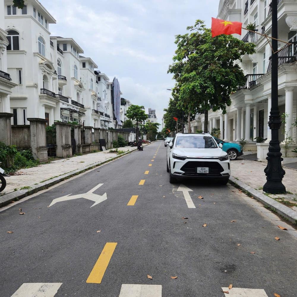 Biệt thự song lập 3 mặt thoáng Lê Quang Đạo, Nam Từ Liêm - Giá chỉ 250tr/m2