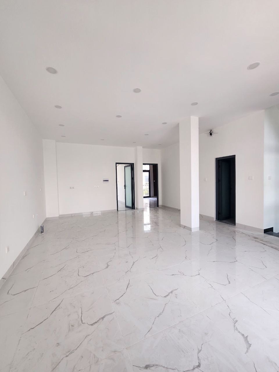 Cho Thuê Nhà Phố Vinhomes Grand Park - Giá Từ 6 Triệu/Tháng | Nguyễn Hưng